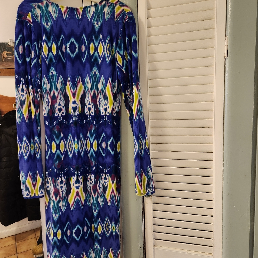 Dress - Picture 2 of 5